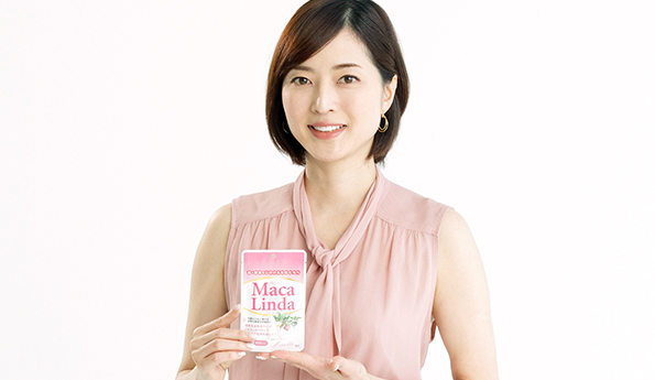 フィギュアスケート解説でもおなじみ八木沼純子さんもご自身が愛用し、周囲の方にもおススメするほどのマカリンダのファンです
